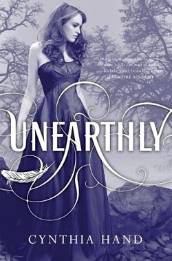 Unearthly (Unearthly 1) by Cynthia Hand