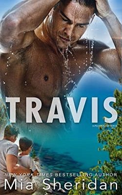 Travis (Pelion Lake 1) by Mia Sheridan
